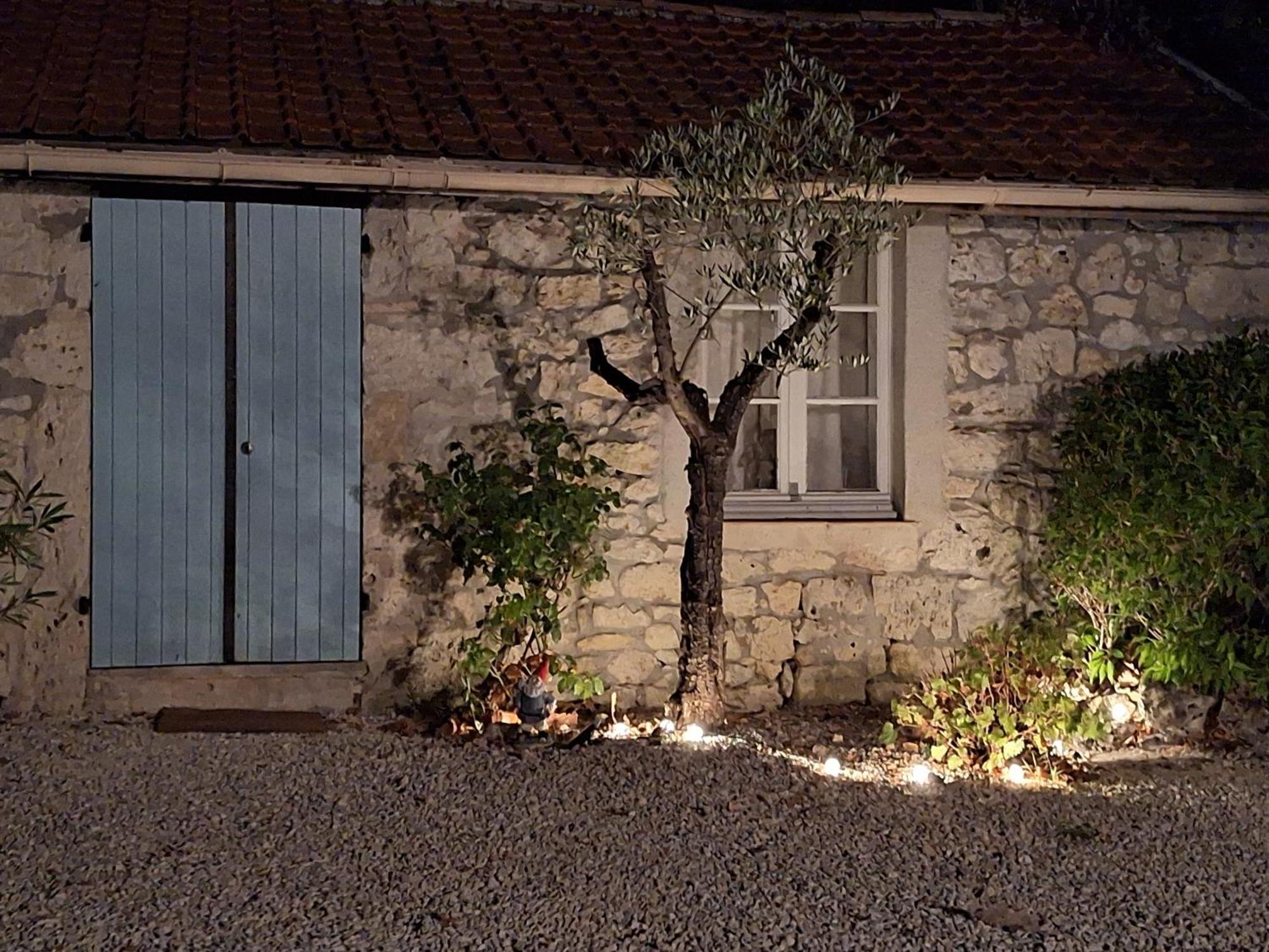 La Nouvelle Vie En Quercy Acomodação com café da manhã Montaigu-de-Quercy Exterior foto